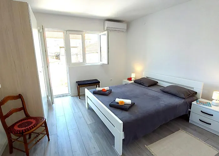 Апартаменты Grlica #2 Трогир