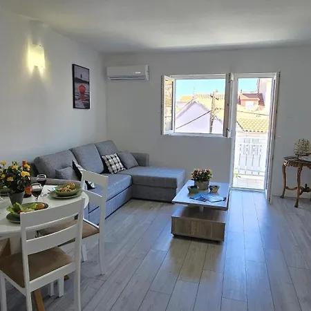 Apartment Grlica #2 Trogir