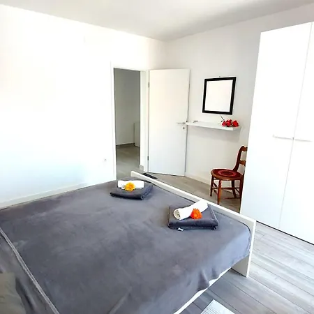Apartment Grlica #2 Trogir